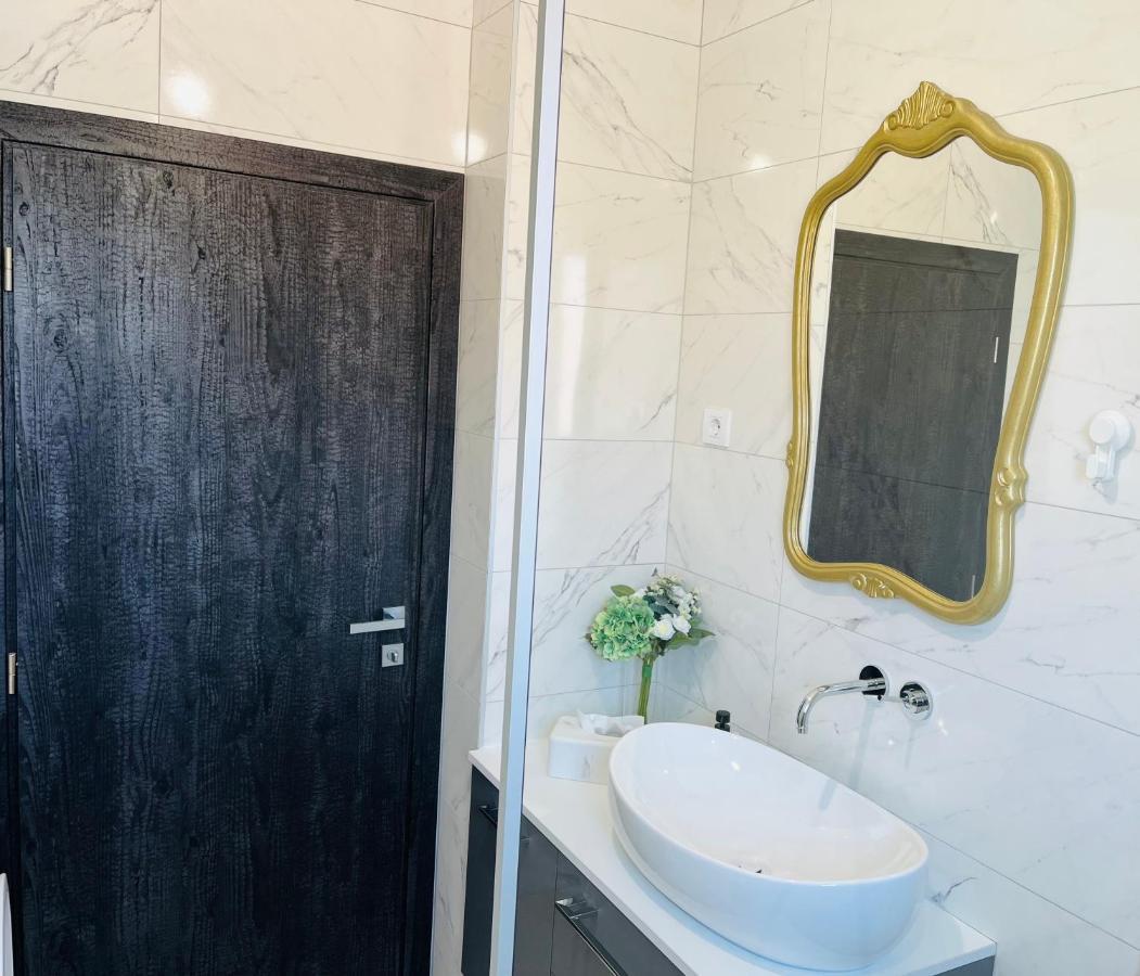 Kia Ora Apartment Трогир Экстерьер фото